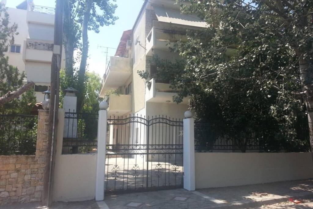 Quite House With Garden And Barbecue Apartment Athens Exterior photo