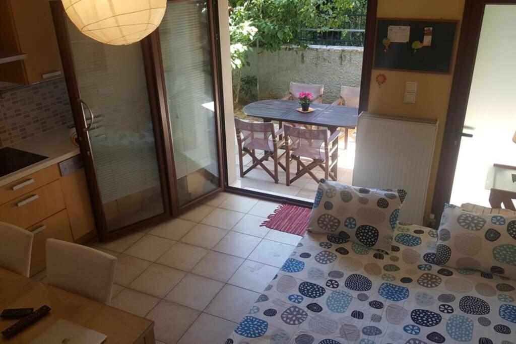 Quite House With Garden And Barbecue Apartment Athens Exterior photo